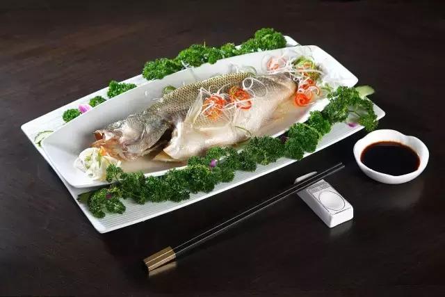 孕妈妈很饿但是吃不进去饭,孕妇胃口不好吃不下怎么办