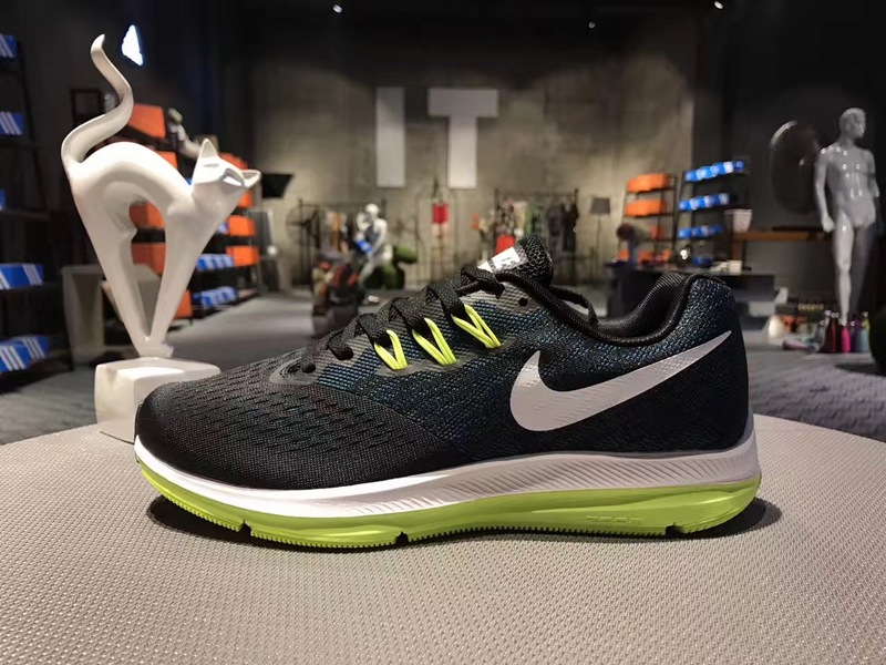 nike登月跑鞋适合跑步吗,nike登月鞋适合夏天穿吗