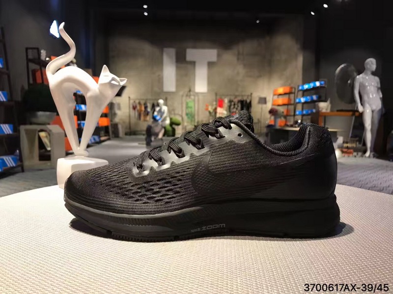 nike登月跑鞋适合跑步吗,nike登月鞋适合夏天穿吗