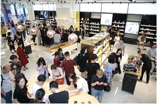 某CEO去玩充电宝的时候，美妆零售行业却出现了新物种