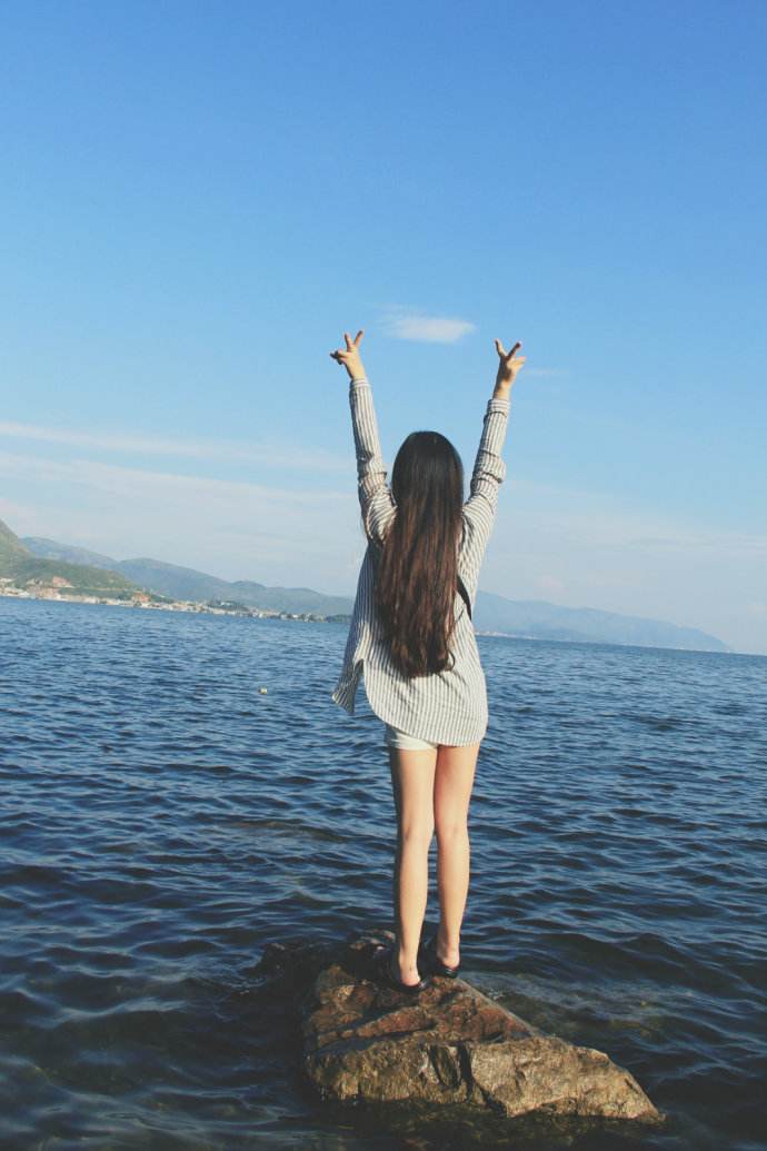 阴天旅游怎么拍照好看呢,十一出去旅游怎么拍照