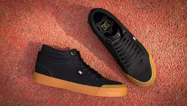 帅球鞋,帅球鞋白色