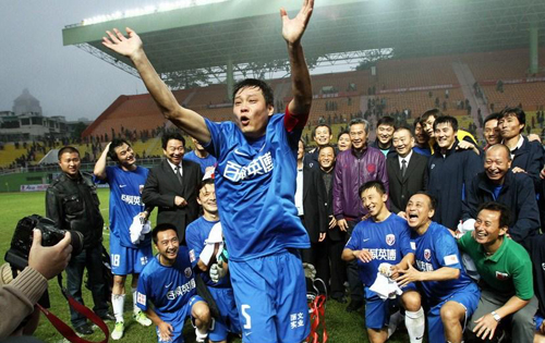 足球范大将军简介,范大将军曾经效力于英超哪支球队