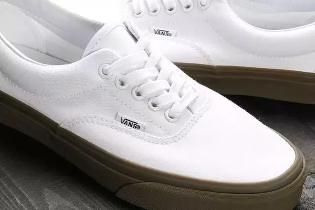 帅球鞋,帅球鞋白色