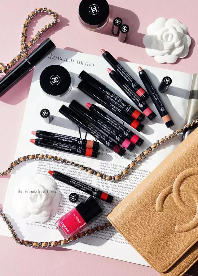 chanel香奈儿炫亮魅力柔雾唇膏116,chanel香奈儿哑光唇釉试色图