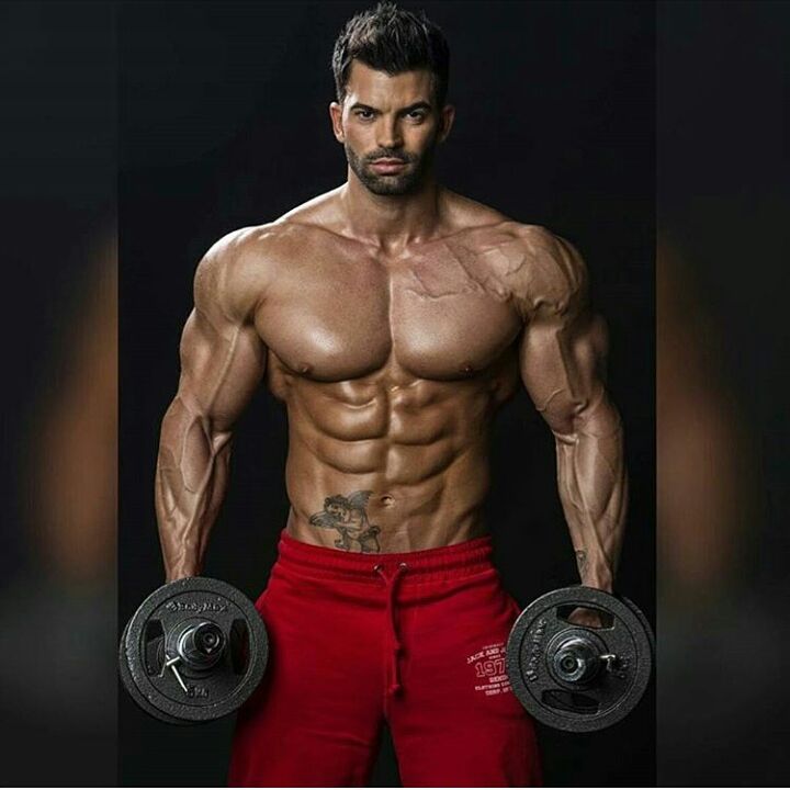 胸肌一大一小不对称怎么自我矫正,肩胛骨两边不对称胸肌一大一小