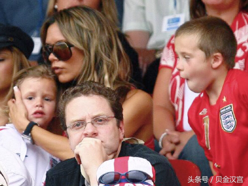 06年世界杯小贝圆月弯刀,小贝和贝嫂年轻时照片