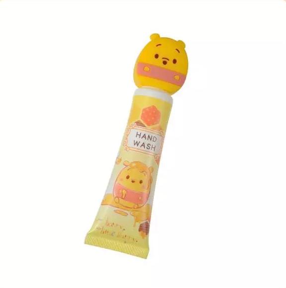 日本迪士尼ufufy小熊维尼系列彩妆护肤品简直萌化你的心有木有
