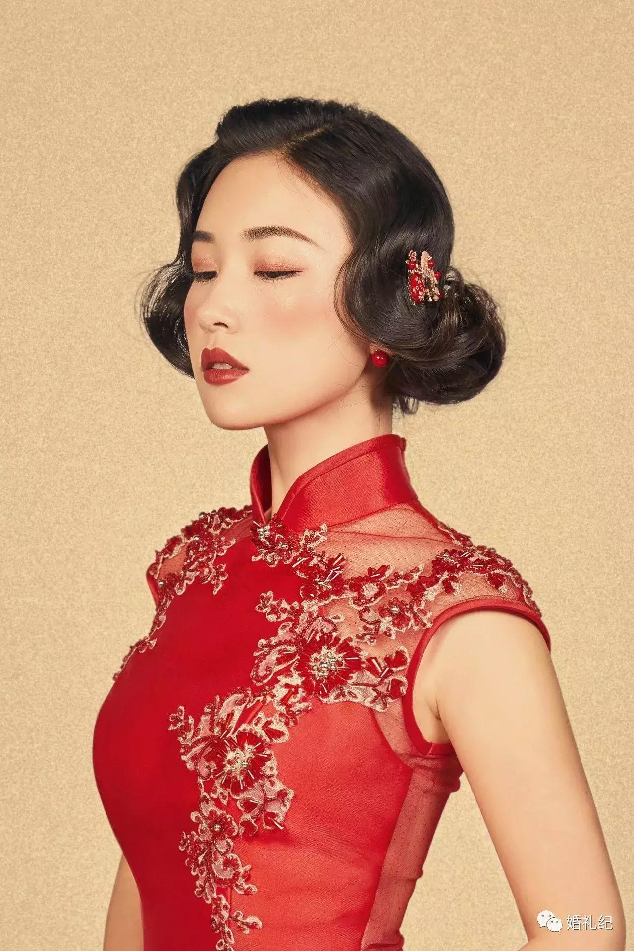 如何挑选适合中式婚礼的妆容,中式婚礼搭配