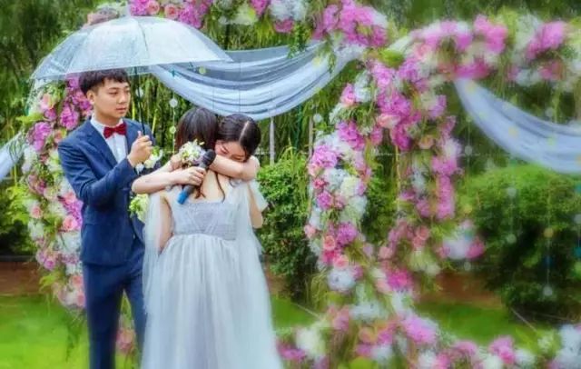 你有多少舍不得扔掉的衣服,你舍不得扔掉的衣服