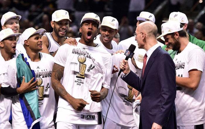 10年代fmvp,冠军战靴fmvp