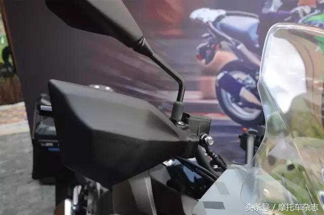 国内最便宜进口ADV来了！川崎Versys-X300售价4.75万起，但是……