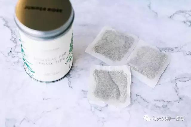 战利品｜助理*妞小**跟我出了一趟差，居然买了这么多！