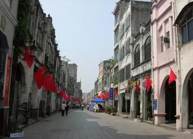 新乡必吃十大特色小吃步行街,舌尖上的古街美食街