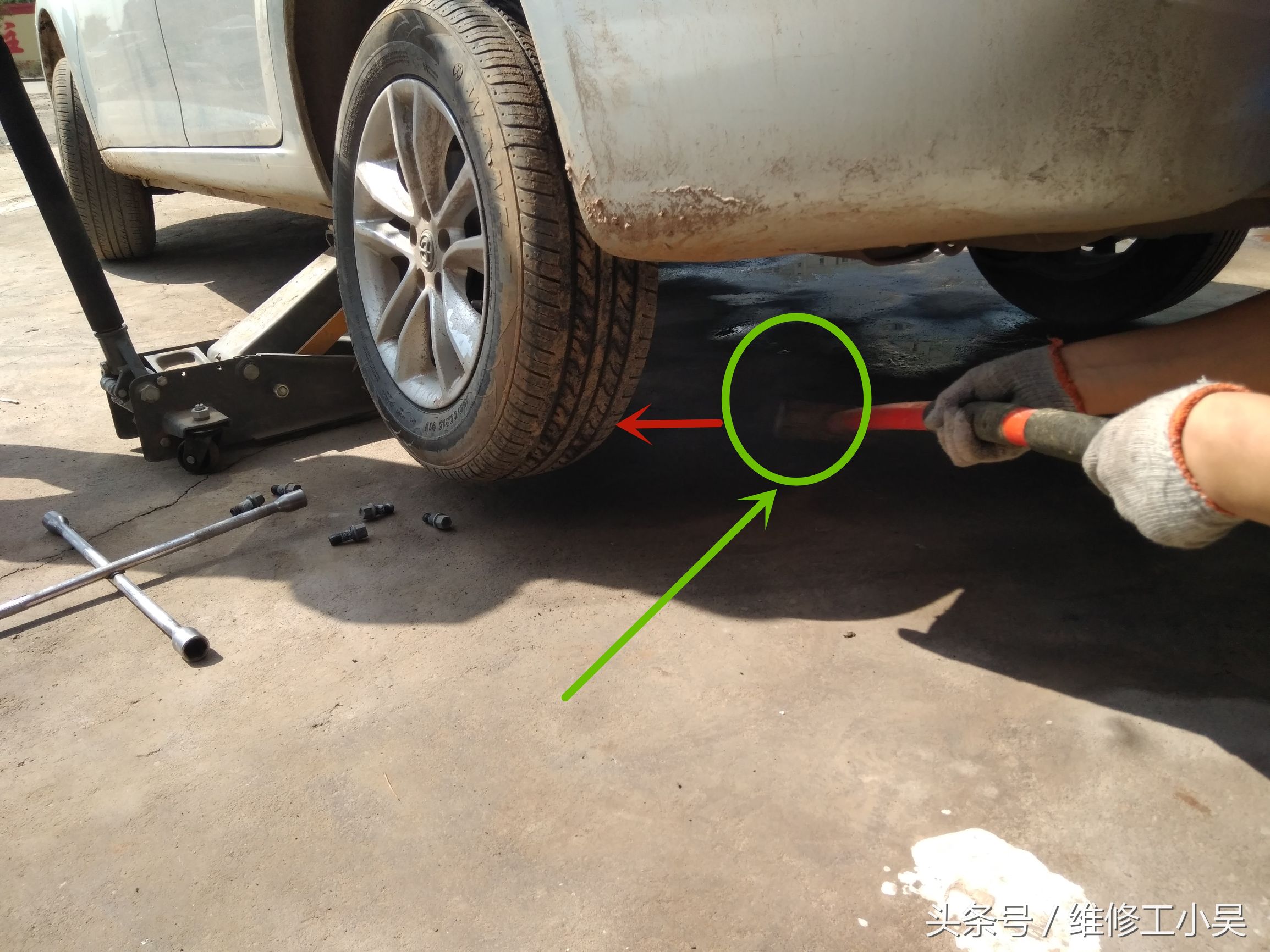大众轮胎螺丝拆不出了,长安汽车轮胎拆不下来怎么办