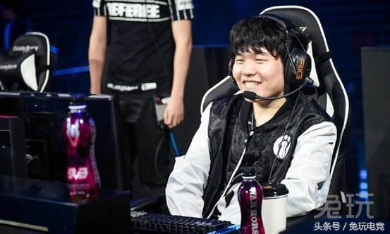LOL冠军一定要留在中国！LPL大神陪练团已上线