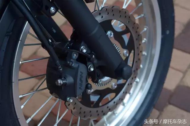 国内最便宜进口ADV来了！川崎Versys-X300售价4.75万起，但是……