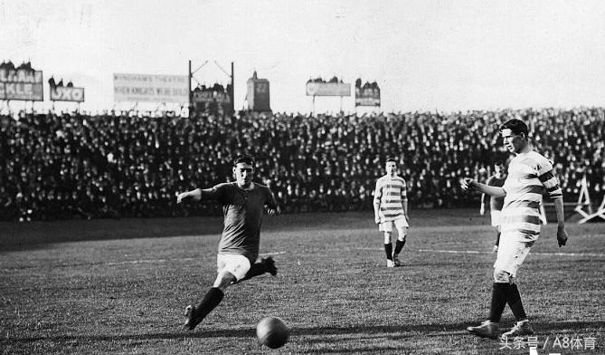 足球是不是蹴鞠演变的,外国评论足球起源