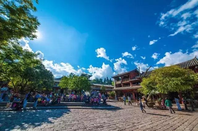 西安到云南丽江特价飞机票,西安直飞云南大理机票