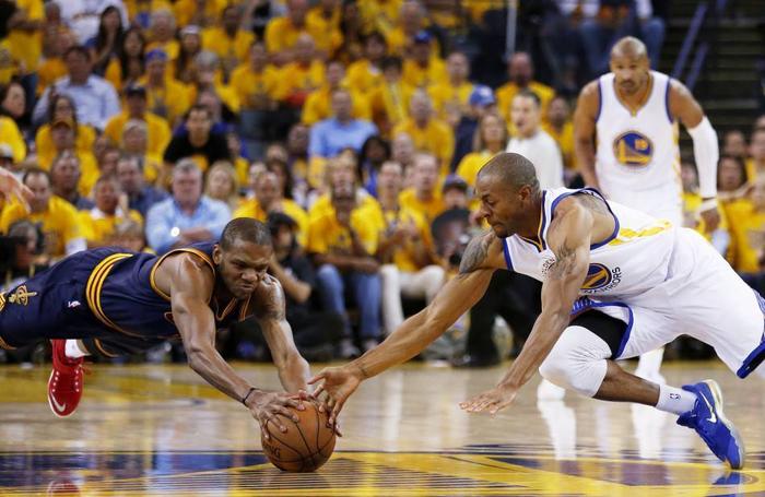 10年代fmvp,冠军战靴fmvp