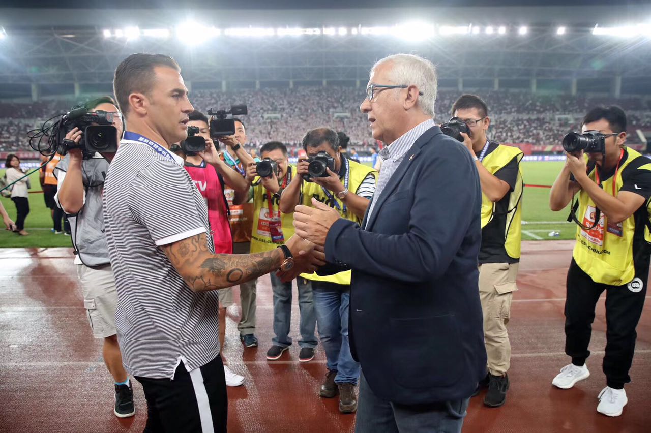 鍐烽潤缁濇潃鍔涘厠浜夊啝瑙嗛,鍐烽潤瀹岀編鐮村眬