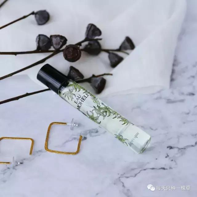 战利品｜助理*妞小**跟我出了一趟差，居然买了这么多！