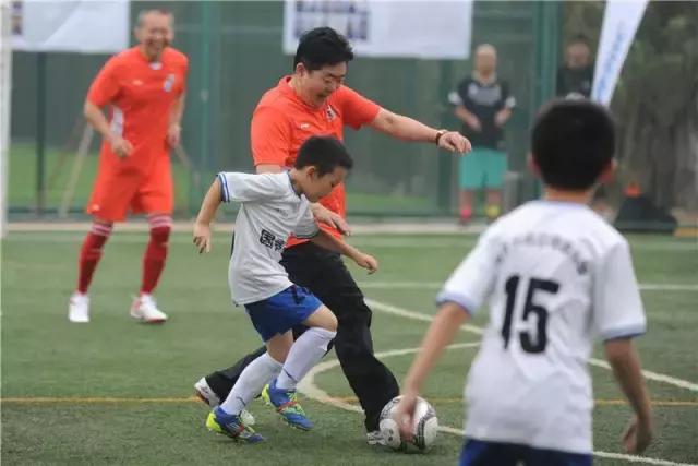 西甲足球联赛比赛视频,五人制足球赛激情开赛