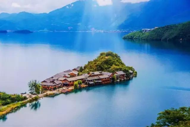 西安到云南丽江特价飞机票,西安直飞云南大理机票