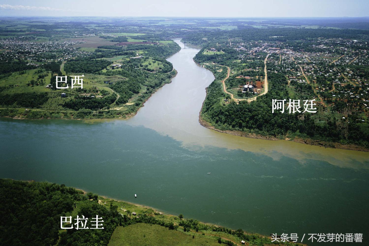 站在河中间大喊一声，3个国家的人都能听见，好神奇的地方