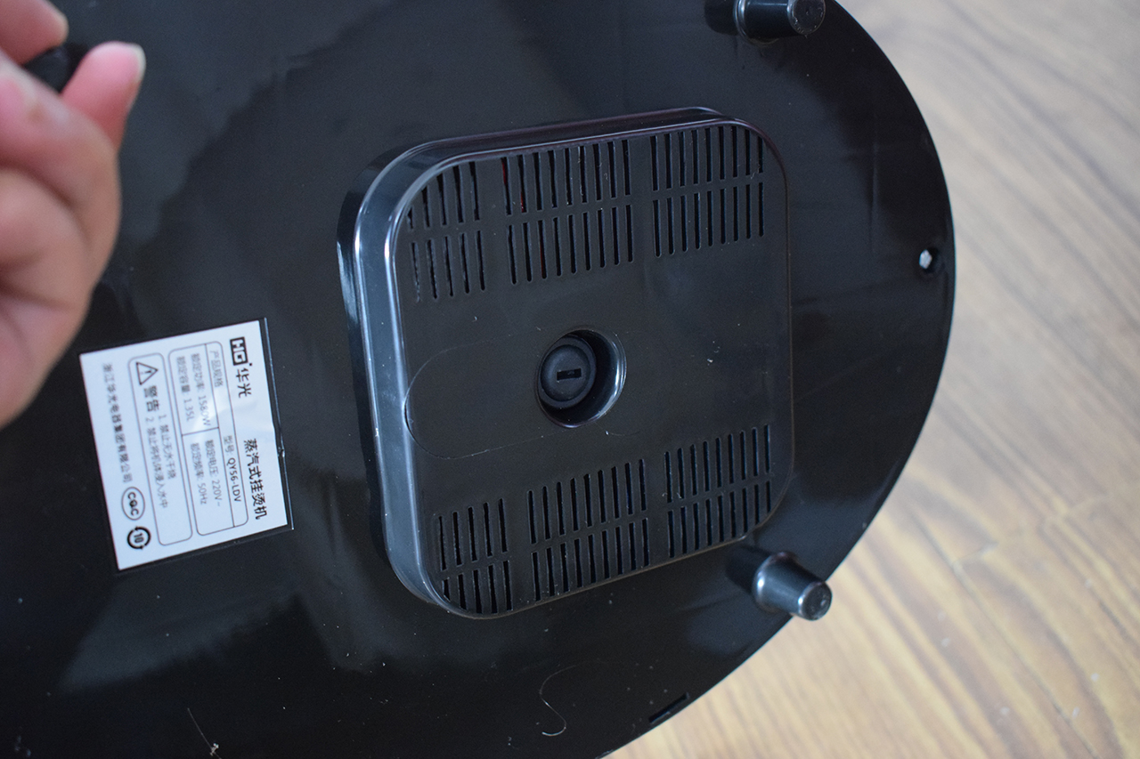 没有熨斗如何快速去除衣物褶皱,顽固褶皱的衣服没熨斗怎么办