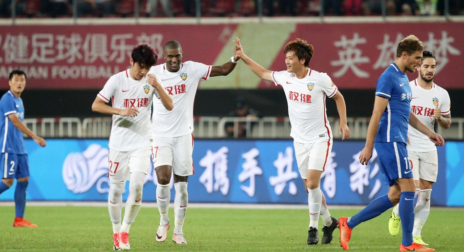 鍐烽潤缁濇潃鍔涘厠浜夊啝瑙嗛,鍐烽潤瀹岀編鐮村眬