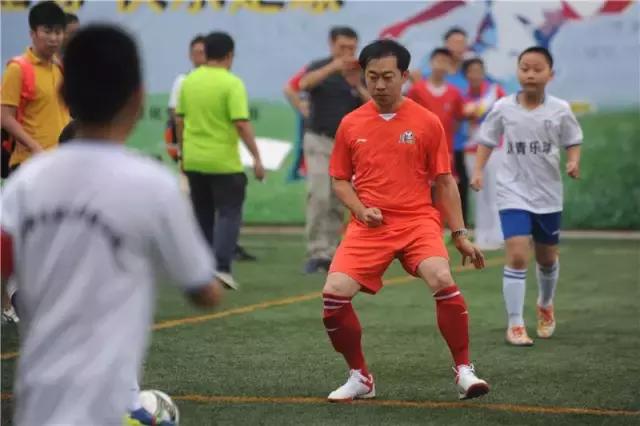 西甲足球联赛比赛视频,五人制足球赛激情开赛