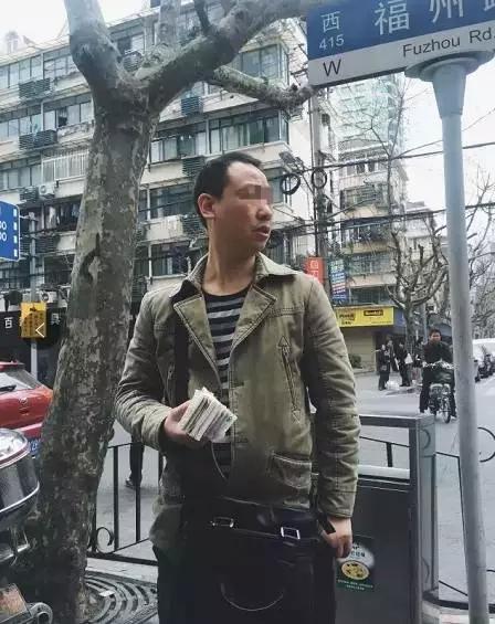 这年头店门口不站点黄牛，好意思说自己是网红？