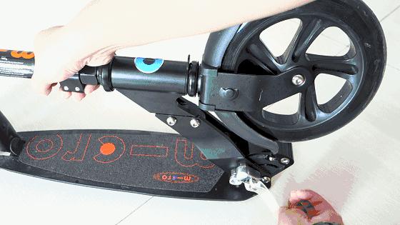 电动小型代步滑板车,高颜值电动代步滑板车