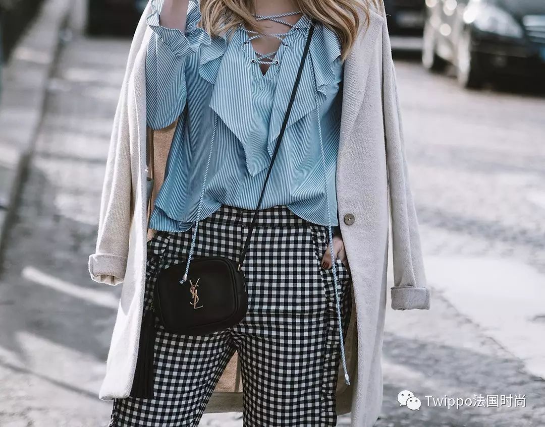 今年流行格纹西装还是纯色的,复古西装格纹西装哪个好看