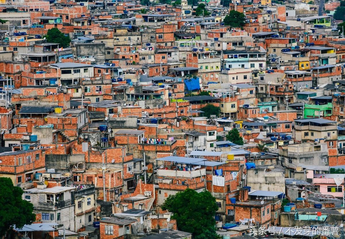 站在河中间大喊一声，3个国家的人都能听见，好神奇的地方