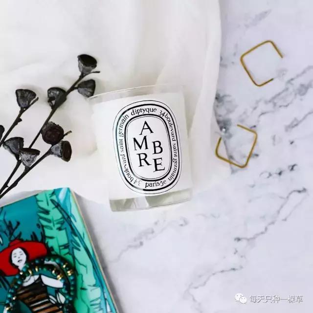 战利品｜助理*妞小**跟我出了一趟差，居然买了这么多！