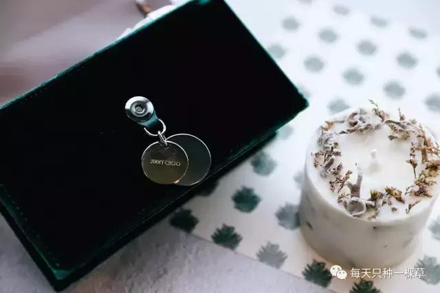 战利品｜助理*妞小**跟我出了一趟差，居然买了这么多！