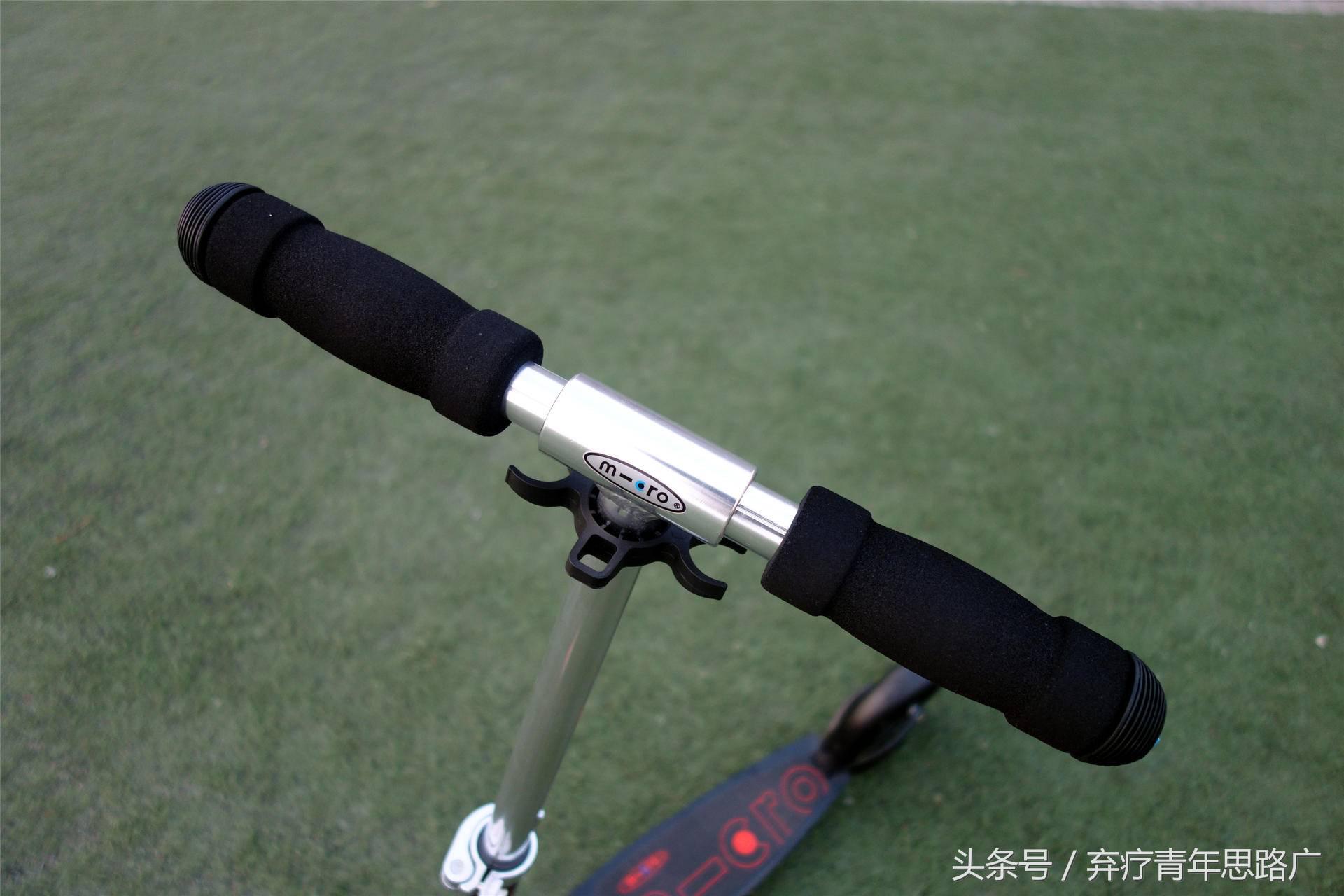 电动小型代步滑板车,高颜值电动代步滑板车