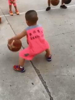 别看我足球不行但我篮球行啊