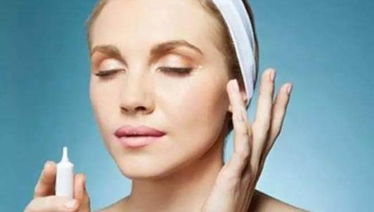 脸上皮肤严重缺水怎么补救,严重缺水皮肤怎么改善