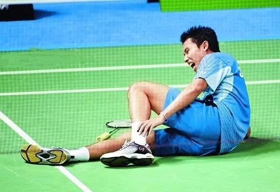 如何在球场上保护好自己的脚踝,脚踝一直受伤怎么进行恢复训练