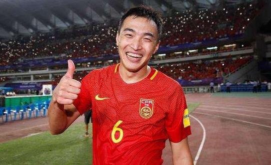 国足又要乱花钱！过招两强队别被忽悠谨防对手用替补骗钱