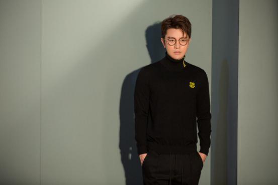 贾乃亮李小璐吻戏视频完整,贾乃亮李小璐拥抱视频