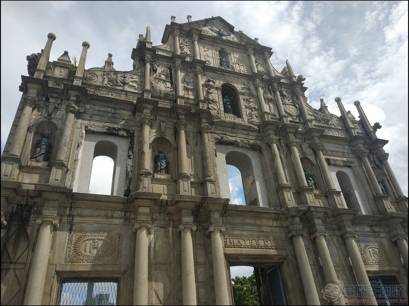 小米A1开箱评测：首款搭载AndroidOne系统的小米手机