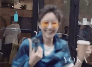 在路边拍照怎么摆姿势好看,在路边拍照怎么摆姿势好看御姐