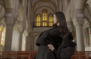 杨幂穿的最火的牌子,杨幂亚太区代言什么品牌