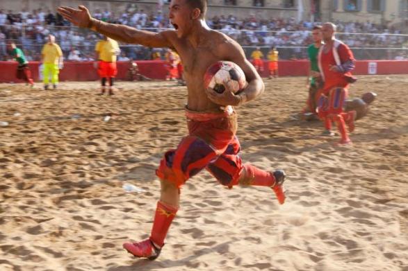 意大利足球精彩瞬间,足球意大利精彩瞬间