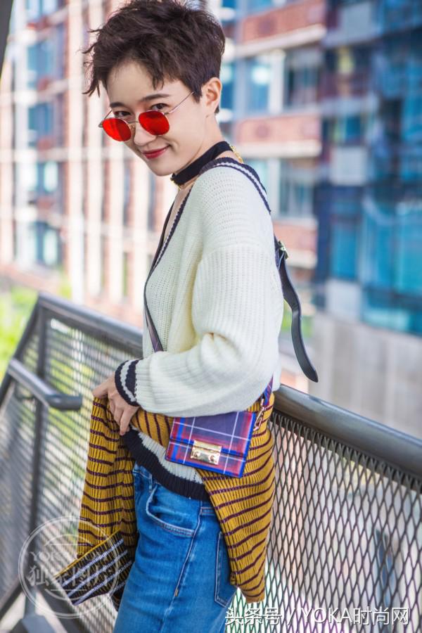 在路边拍照怎么摆姿势好看,在路边拍照怎么摆姿势好看御姐