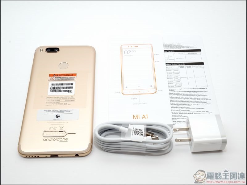 小米A1开箱评测：首款搭载AndroidOne系统的小米手机
